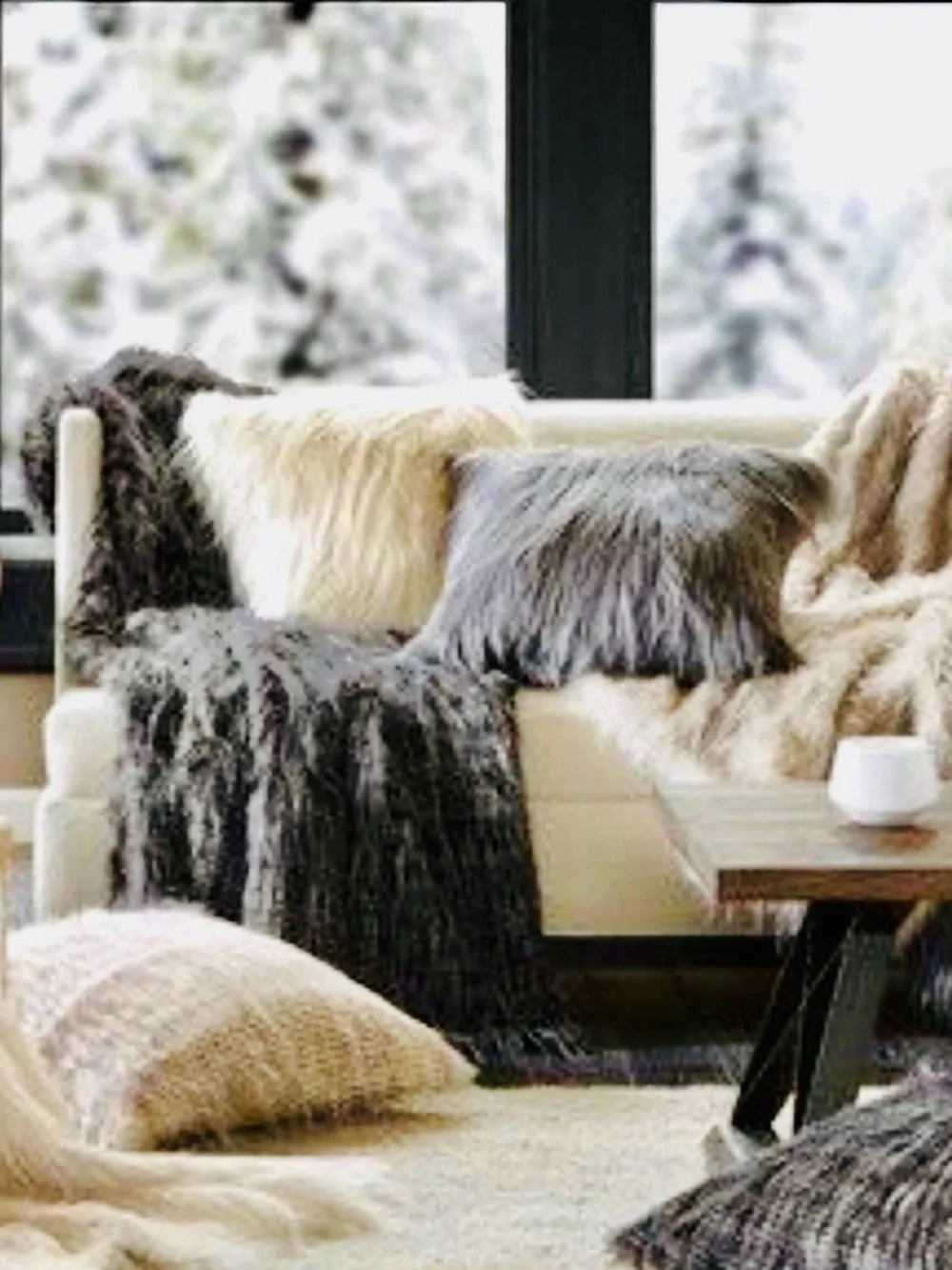 Pottery Barn Kids 60” Camel Ombre Faux Fur Throw 🍁🍂